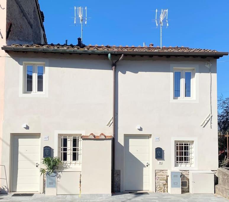 Relax&Business Wi-Fi, Tv Hd, Parcheggio Gratuito Villa Capannori Exterior photo