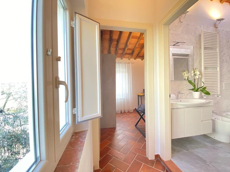 Relax&Business Wi-Fi, Tv Hd, Parcheggio Gratuito Villa Capannori Exterior photo