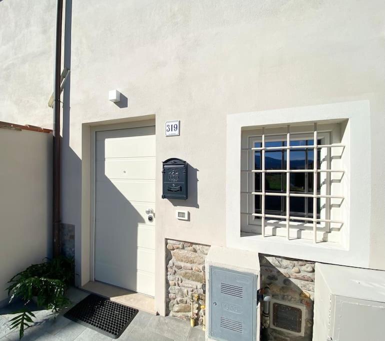 Relax&Business Wi-Fi, Tv Hd, Parcheggio Gratuito Villa Capannori Exterior photo